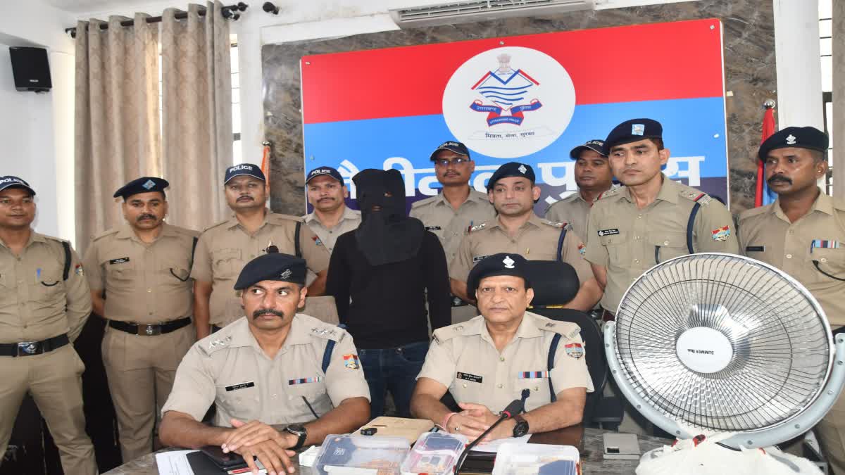 हल्द्वानी: 200 CCTV फुटेज, हीटर के अंदर 35 लाख का सोना! लालकुआं पुलिस ने ऐसे दबोचा शातिर चोर भानु प्रताप