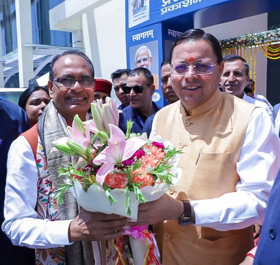 सीएम पुष्कर सिंह धामी ने दिल्ली में किया शिवराज सिंह चौहान की पुस्तक ‘अपनापन’ का विमोचन