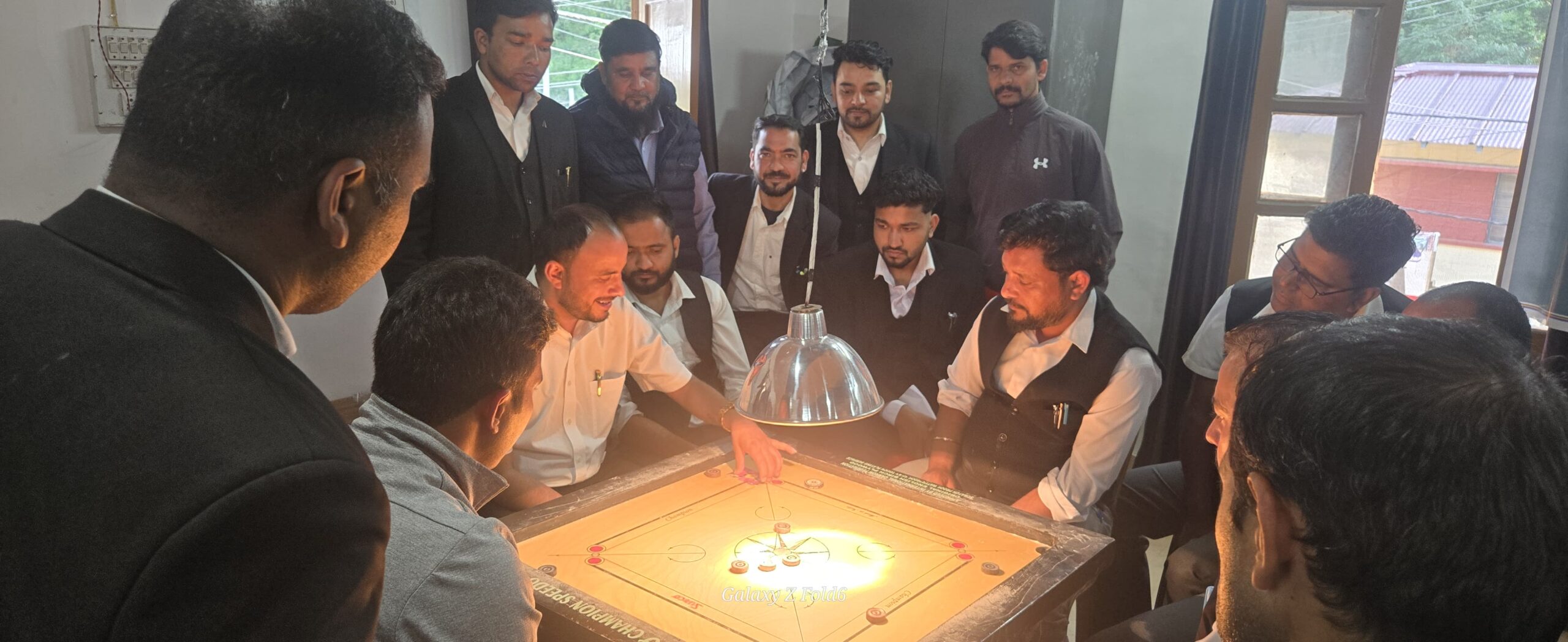 नैनीताल बार कैरम प्रतियोगिता: चंद्रप्रकाश और मुकेश चंद्रा के बीच आज फाइनल भिड़ंत, कुमाऊं आयुक्त होंगे मुख्य अतिथि