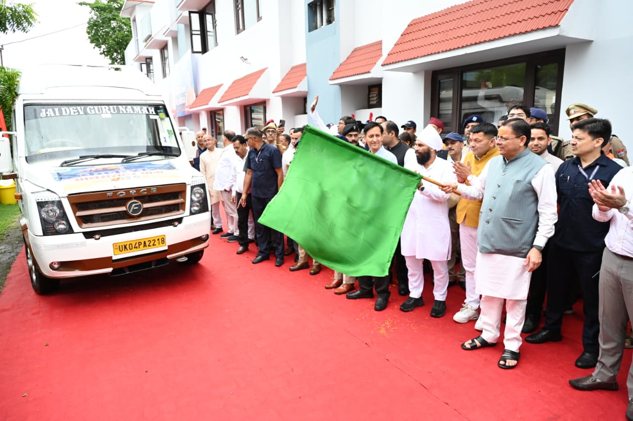 कैलाश मानसरोवर यात्रा का टनकपुर से आगाज, सीएम पुष्कर सिंह धामी ने पहले दल को दिखाई हरी झंडी