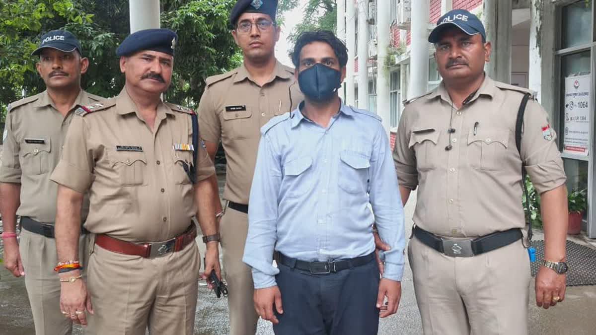 देहरादून रायपुर बुजुर्ग महिला हत्या कांड का खुलासा: 18 हजार रुपये के विवाद में नौकर ने ली वृद्धा की जान, 12 घंटे में आरोपी गिरफ्तार