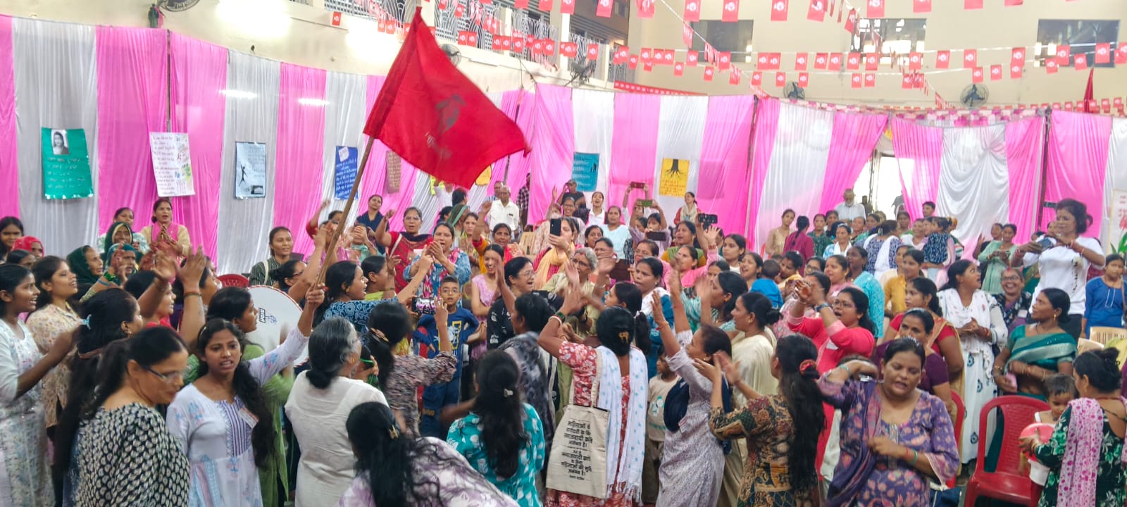 प्रगतिशील महिला एकता केंद्र का चौथा सम्मेलन संपन्न, महंगाई और महिला अधिकारों पर 8 प्रस्ताव पारित