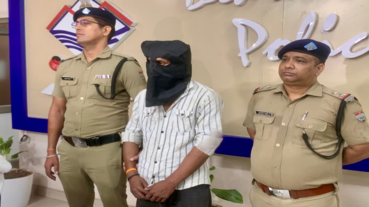 देहरादून ट्रिपल मर्डर से सनसनी: प्लंबर ने पेचकस से की बुजुर्ग दंपत्ति और नौकरानी की निर्मम हत्या, पुलिस ने आरोपी को दबोचा